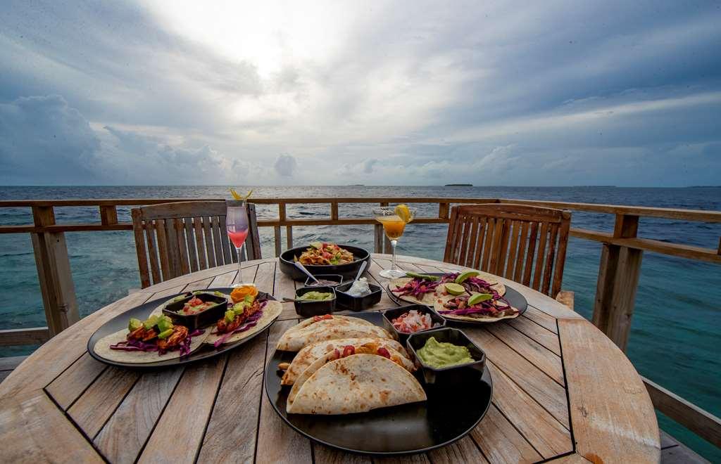 Furaveri Island Resort And Spa Muravandhoo レストラン 写真