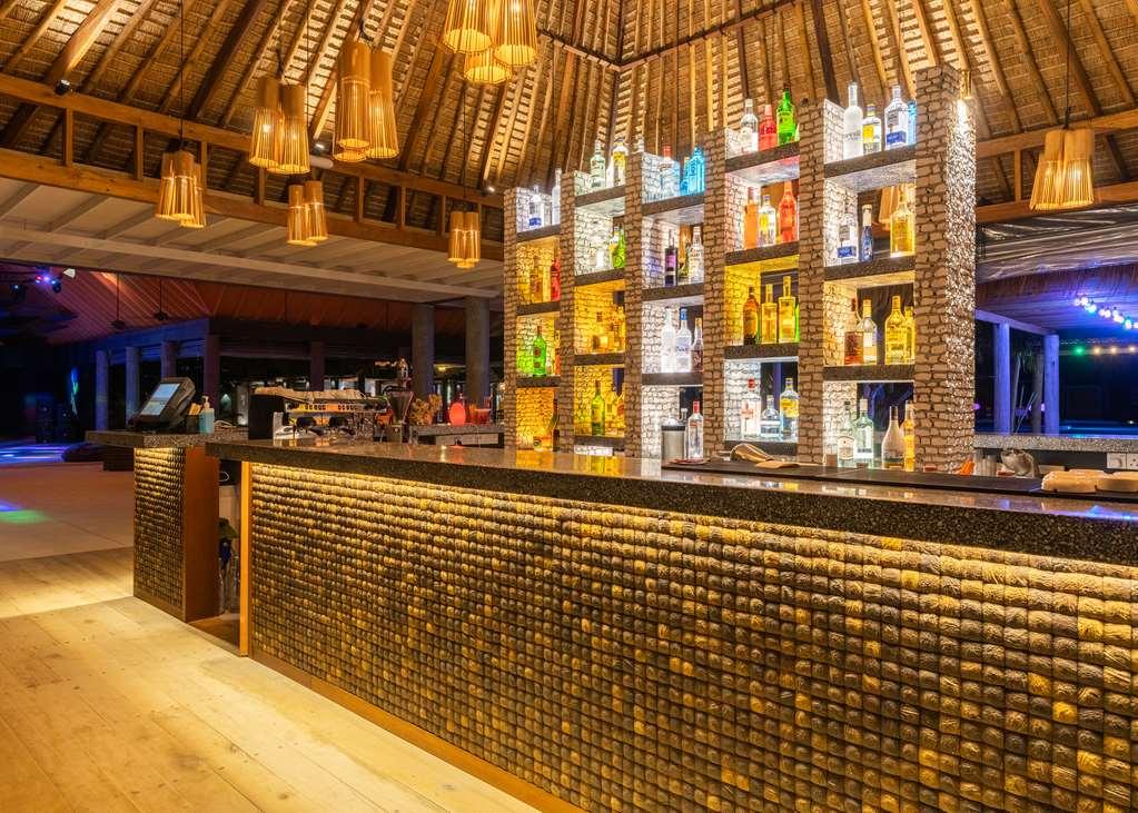 Furaveri Island Resort And Spa Muravandhoo レストラン 写真